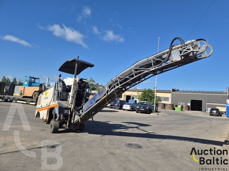 Wirtgen W50DC - Asfalt döşeme aracı: fotoğraf 4 Wirtgen W50DC - Asfalt döşeme aracı: fotoğraf 4