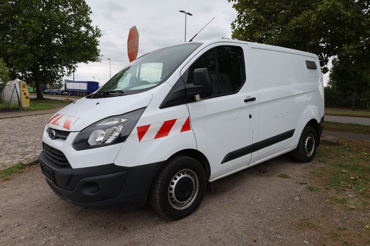Ford Transit Custom Kasten/Flügeltüren - Küçük panelvan: fotoğraf 2 Ford Transit Custom Kasten/Flügeltüren - Küçük panelvan: fotoğraf 2