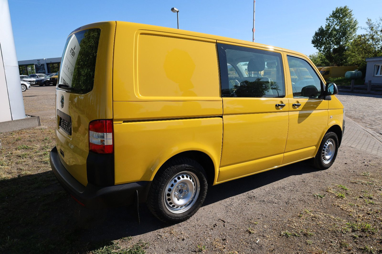 Volkswagen T5 Transporter Kasten-Kombi 2.0 TDI/EU5/5-Sitze - Minivan: fotoğraf 4 Volkswagen T5 Transporter Kasten-Kombi 2.0 TDI/EU5/5-Sitze - Minivan: fotoğraf 4