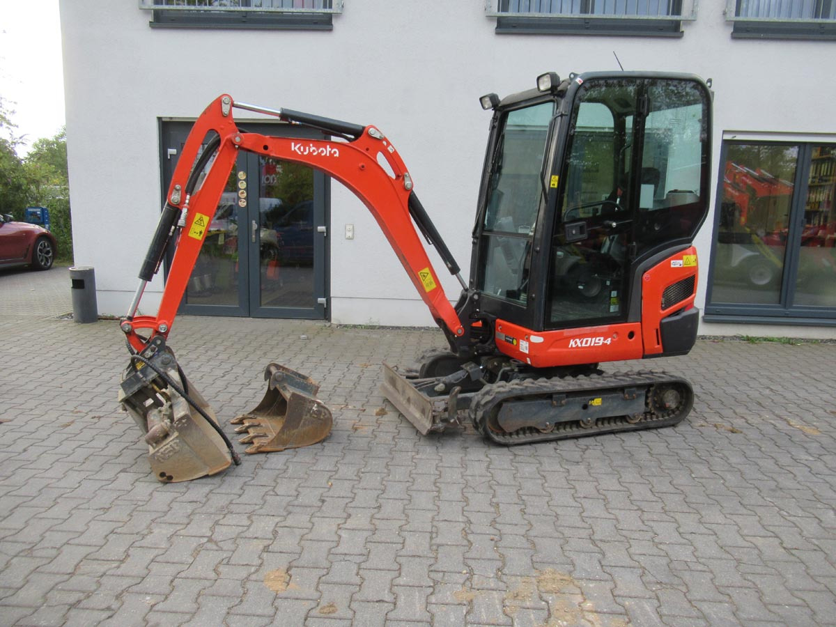 Kubota KX019-4 - Mini ekskavatör: fotoğraf 1 Kubota KX019-4 - Mini ekskavatör: fotoğraf 1