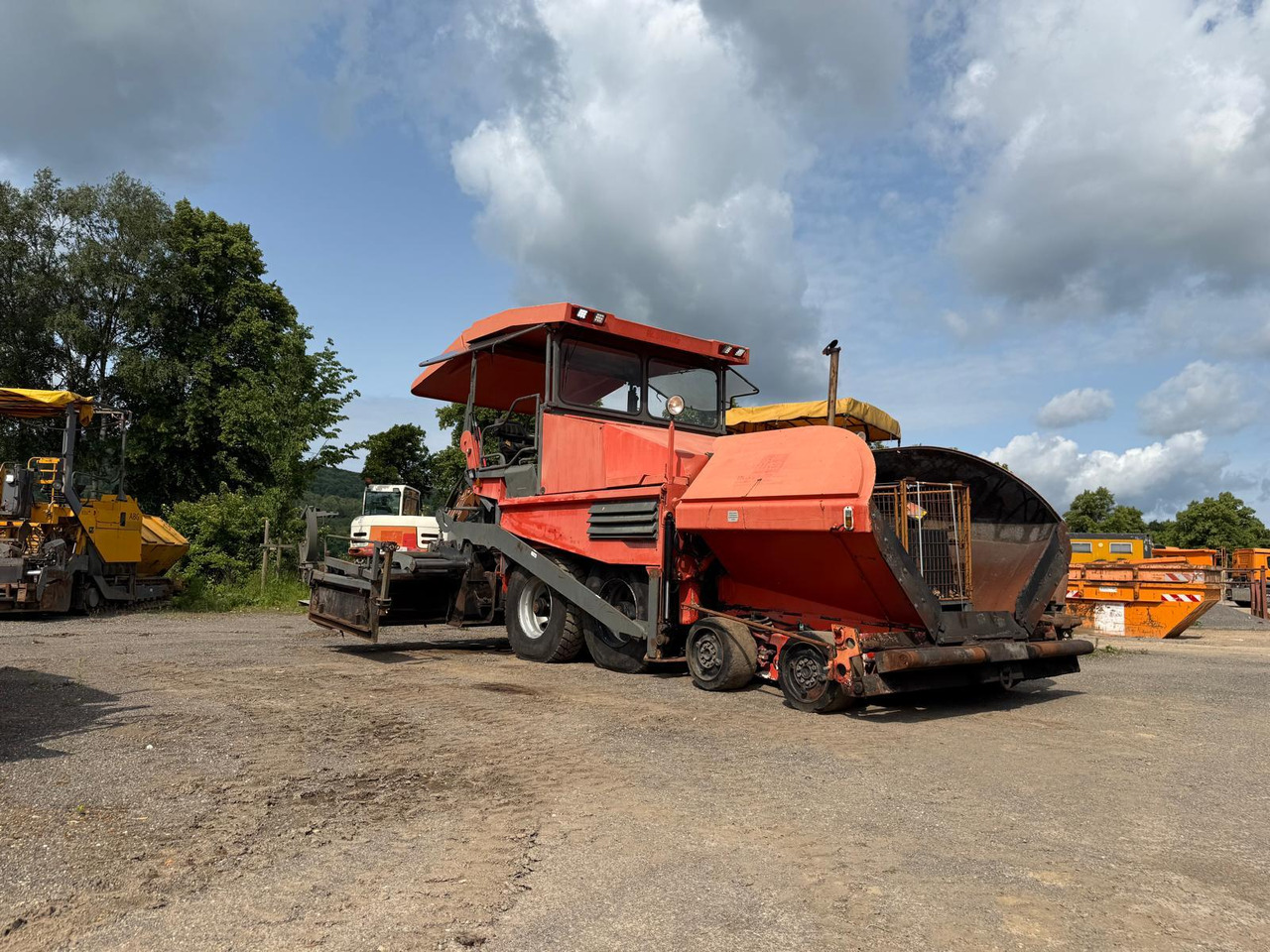 Demag-Dynapac DF135P powerfull 4-axle-paver - Asfalt serici: fotoğraf 2 Demag-Dynapac DF135P powerfull 4-axle-paver - Asfalt serici: fotoğraf 2