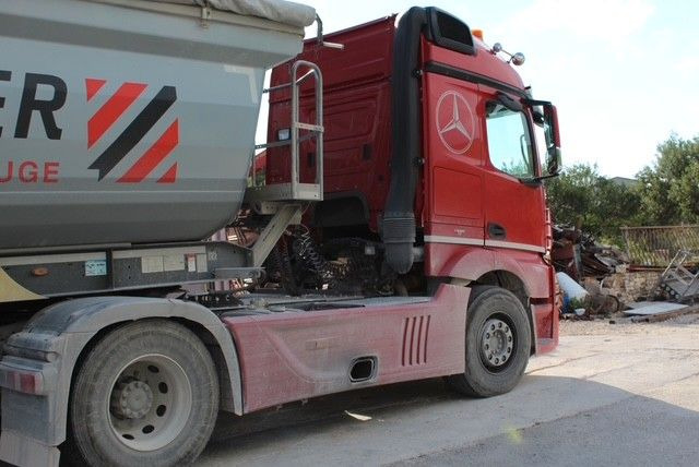 Mercedes-Benz Actros 4 2-Achser BM 963 1848 OM471 4x2 SZM - Çekici: fotoğraf 3 Mercedes-Benz Actros 4 2-Achser BM 963 1848 OM471 4x2 SZM - Çekici: fotoğraf 3