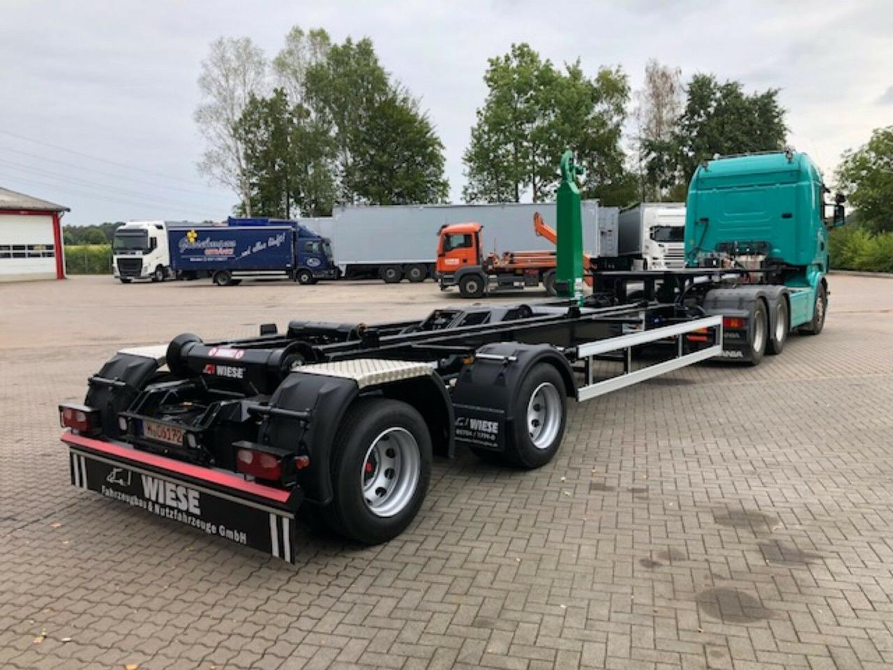 Auflieger Abrollkipper Hakenlift Hooklift - Konteynır taşıyıcı/ Yedek karoser dorse: fotoğraf 3 Auflieger Abrollkipper Hakenlift Hooklift - Konteynır taşıyıcı/ Yedek karoser dorse: fotoğraf 3