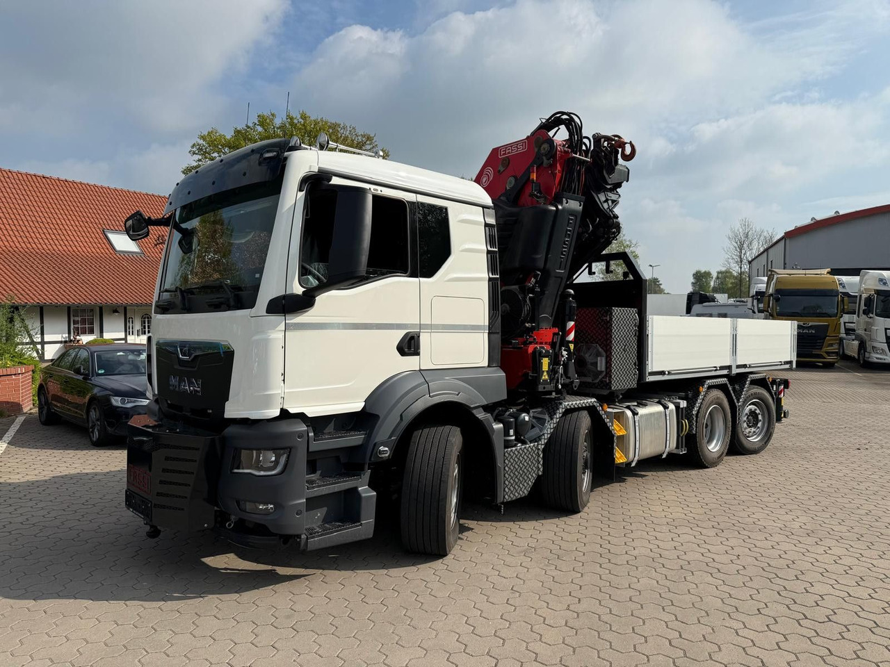 MAN 35.520 8x4 Fassi F800 RA2.28 OHNE ABSTÜTZÜBERWA. - Çekici: fotoğraf 3 MAN 35.520 8x4 Fassi F800 RA2.28 OHNE ABSTÜTZÜBERWA. - Çekici: fotoğraf 3