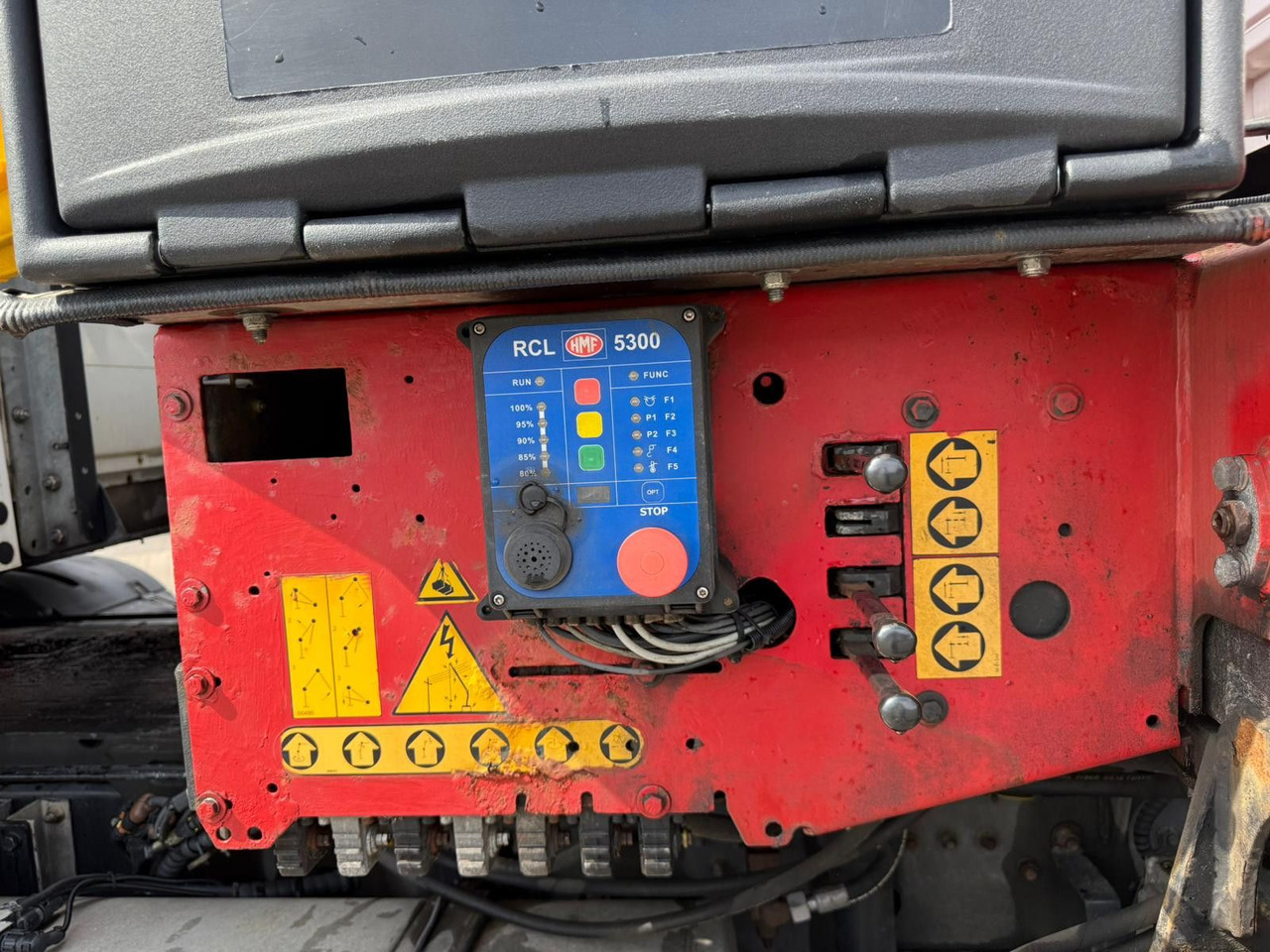 Çekici MAN TGX 26.440 6x2 mit HMF 3000-5 Kran TÜV NEU: fotoğraf 13