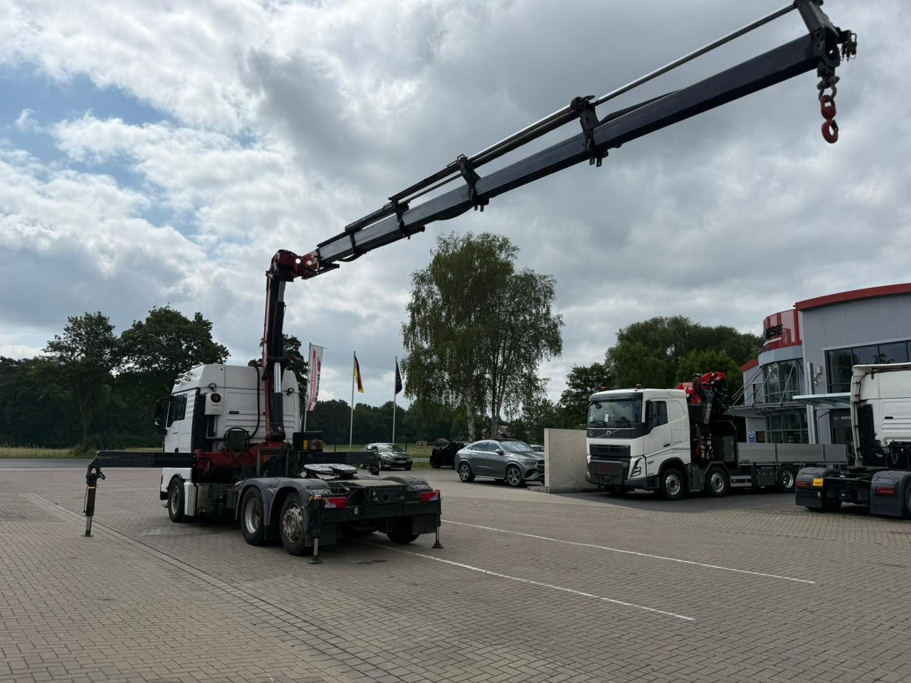 MAN TGX 26.440 6x2 mit HMF 3000-5 Kran TÜV NEU - Çekici: fotoğraf 4 MAN TGX 26.440 6x2 mit HMF 3000-5 Kran TÜV NEU - Çekici: fotoğraf 4