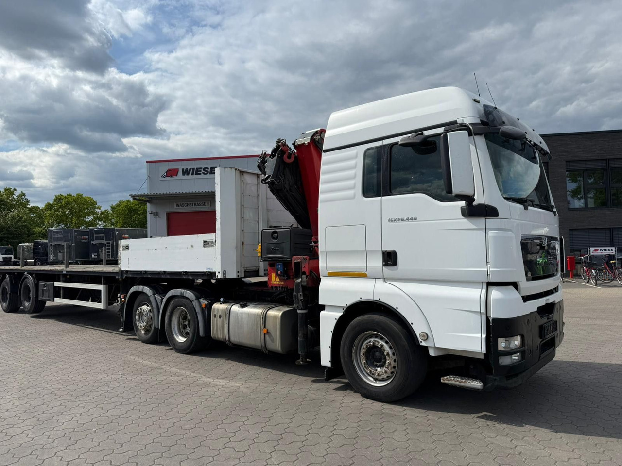 Çekici MAN TGX 26.440 6x2 mit HMF 3000-5 Kran TÜV NEU: fotoğraf 6