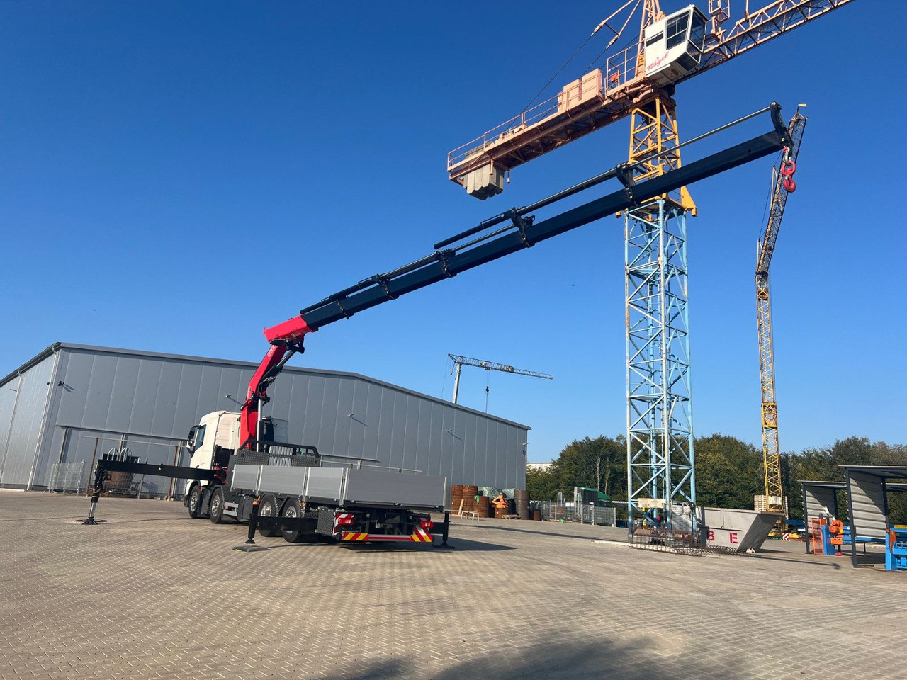 Volvo FH 500 8x2 Kran F710 RA2.26 - Kamyon, Vinçli kamyon: fotoğraf 5 Volvo FH 500 8x2 Kran F710 RA2.26 - Kamyon, Vinçli kamyon: fotoğraf 5