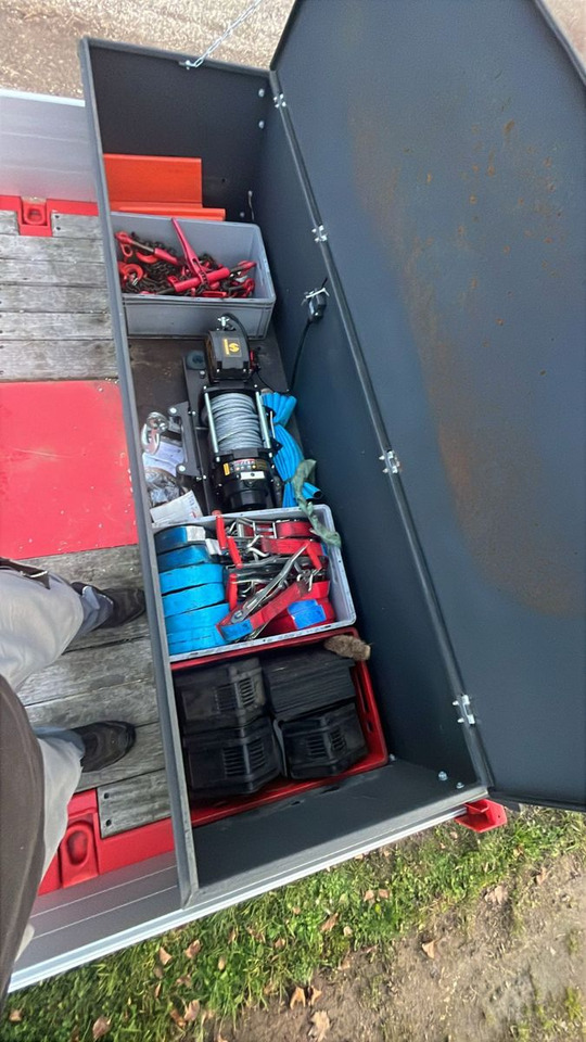 Kässbohrer KSLA RJ Mega Jumbo Tieflader tele Wie Neu - Alçak çerçeveli platform dorse: fotoğraf 2 Kässbohrer KSLA RJ Mega Jumbo Tieflader tele Wie Neu - Alçak çerçeveli platform dorse: fotoğraf 2