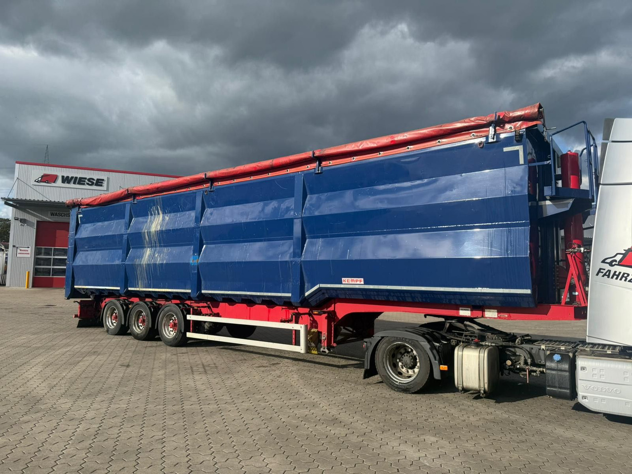 Kempf SKM 35/3 Großraummulde für Schrott 85m³ - Damperli dorse: fotoğraf 1 Kempf SKM 35/3 Großraummulde für Schrott 85m³ - Damperli dorse: fotoğraf 1