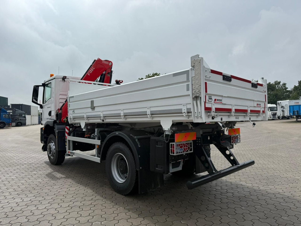 MAN 18.320 4x4 mit Fassi Ladekran Sofort Verfügbar - Vinçli kamyon: fotoğraf 3 MAN 18.320 4x4 mit Fassi Ladekran Sofort Verfügbar - Vinçli kamyon: fotoğraf 3