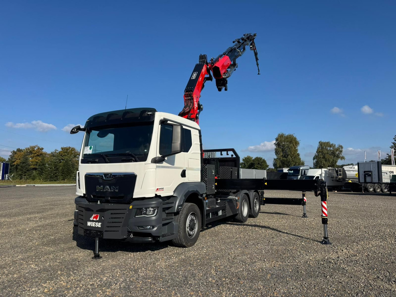 MAN 26.470 6x4-4 Hydrodrive Fassi Kran F545 Jib - Sal/ Açık kasa kamyon, Vinçli kamyon: fotoğraf 1 MAN 26.470 6x4-4 Hydrodrive Fassi Kran F545 Jib - Sal/ Açık kasa kamyon, Vinçli kamyon: fotoğraf 1
