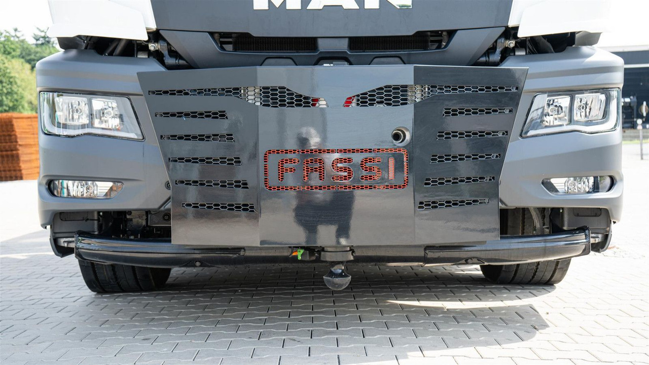 MAN 35.470 8x2 Kran F710 RA2.26 - Sal/ Açık kasa kamyon, Vinçli kamyon: fotoğraf 2 MAN 35.470 8x2 Kran F710 RA2.26 - Sal/ Açık kasa kamyon, Vinçli kamyon: fotoğraf 2