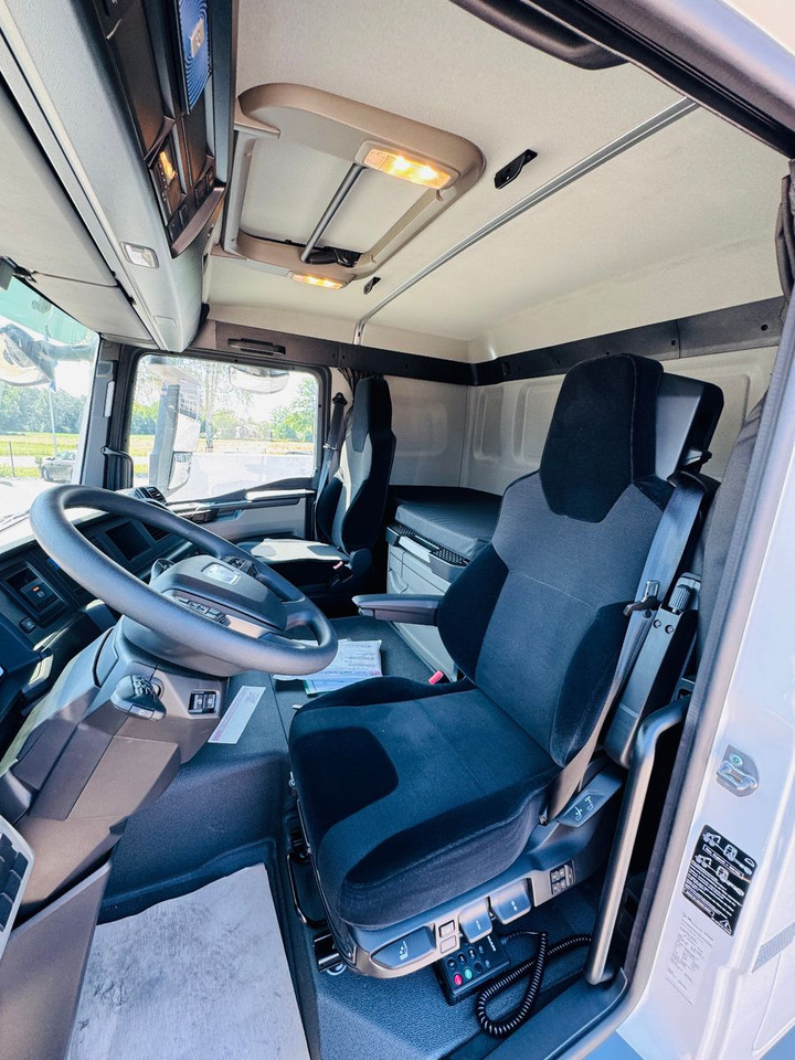 MAN TGS 32.510 mit F710 Frontkran sofort - Sal/ Açık kasa kamyon, Vinçli kamyon: fotoğraf 5 MAN TGS 32.510 mit F710 Frontkran sofort - Sal/ Açık kasa kamyon, Vinçli kamyon: fotoğraf 5