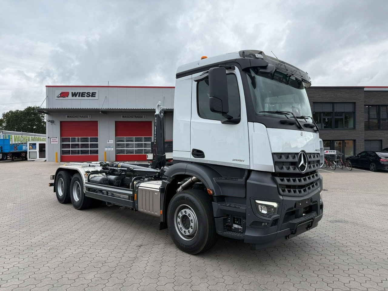 Mercedes-Benz Arocs 5 2651L 6 x4 Meiller RS 2170 - Kancalı yükleyici kamyon: fotoğraf 1 Mercedes-Benz Arocs 5 2651L 6 x4 Meiller RS 2170 - Kancalı yükleyici kamyon: fotoğraf 1