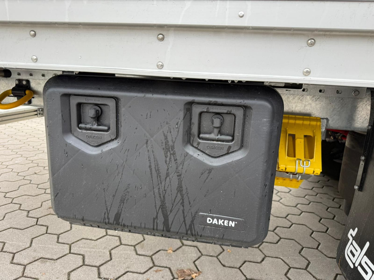 Kapalı karoser dorse Talson TGG TAL 12/18 Mega Kofferauflieger Kleidung 99m³: fotoğraf 15