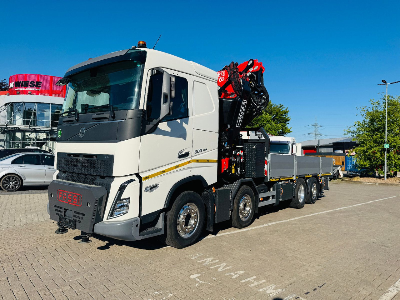 Volvo FH 500 8x2 mit F710RA.2.27 L426 und V20 Winde - Sal/ Açık kasa kamyon, Vinçli kamyon: fotoğraf 1 Volvo FH 500 8x2 mit F710RA.2.27 L426 und V20 Winde - Sal/ Açık kasa kamyon, Vinçli kamyon: fotoğraf 1
