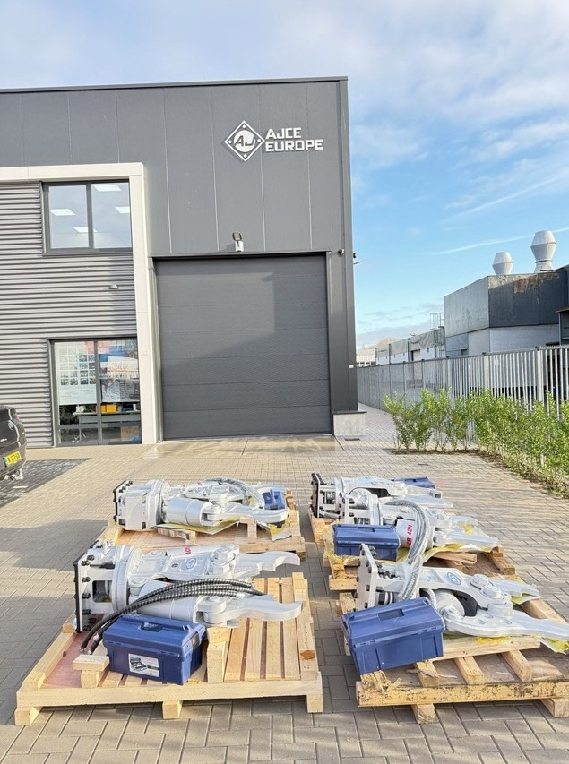 AJCE ACR72H Concrete Crusher - Hidrolik makas: fotoğraf 5 AJCE ACR72H Concrete Crusher - Hidrolik makas: fotoğraf 5