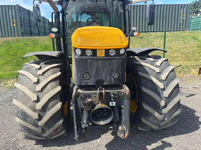 JCB 4220 fastrac - Traktör: fotoğraf 1 JCB 4220 fastrac - Traktör: fotoğraf 1