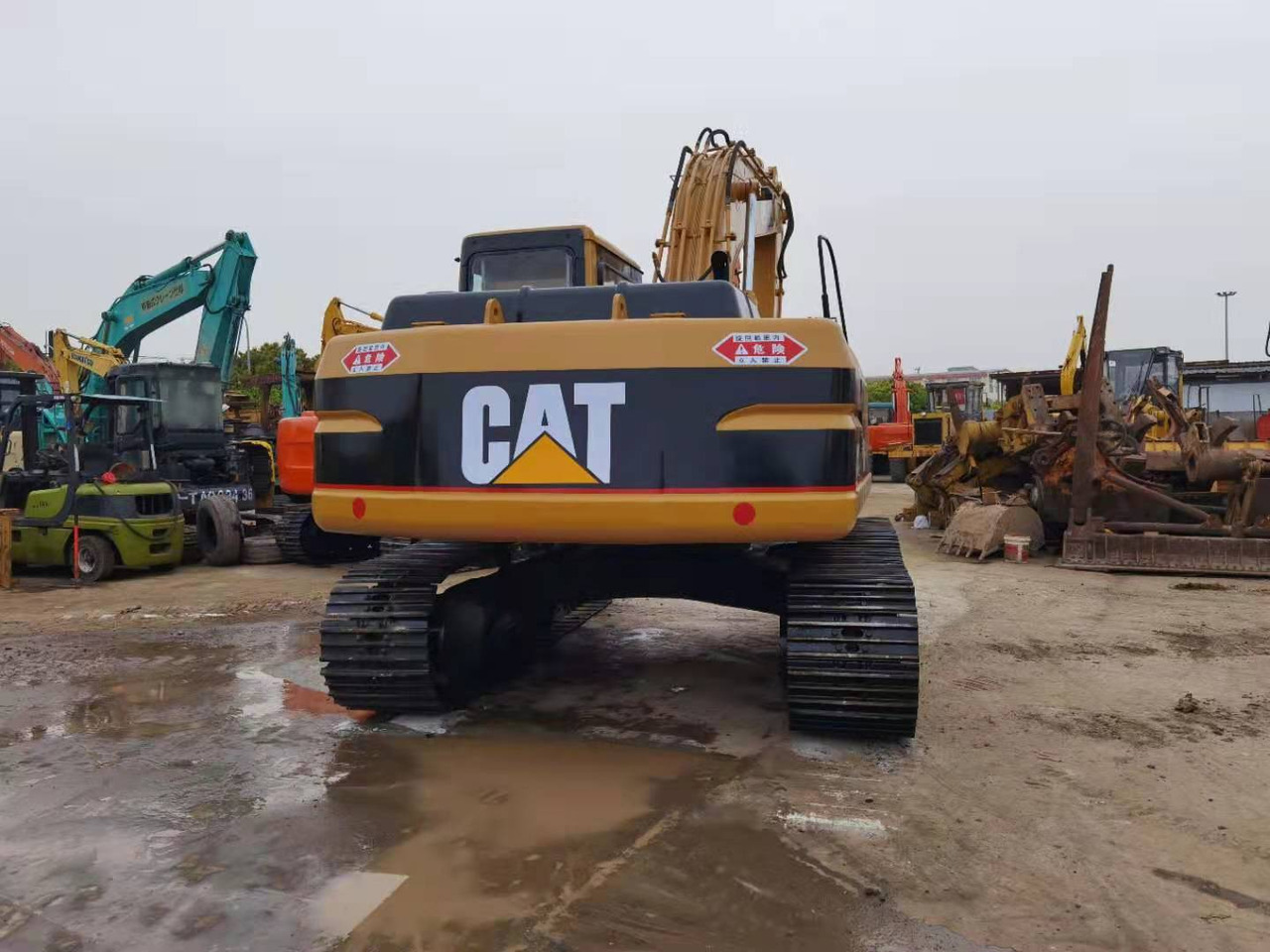 CATERPILLAR 320B - Paletli ekskavatör: fotoğraf 3 CATERPILLAR 320B - Paletli ekskavatör: fotoğraf 3