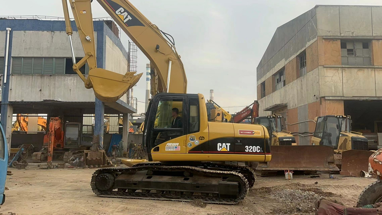 CATERPILLAR 320C 320B 320BL 325B - Paletli ekskavatör: fotoğraf 3 CATERPILLAR 320C 320B 320BL 325B - Paletli ekskavatör: fotoğraf 3