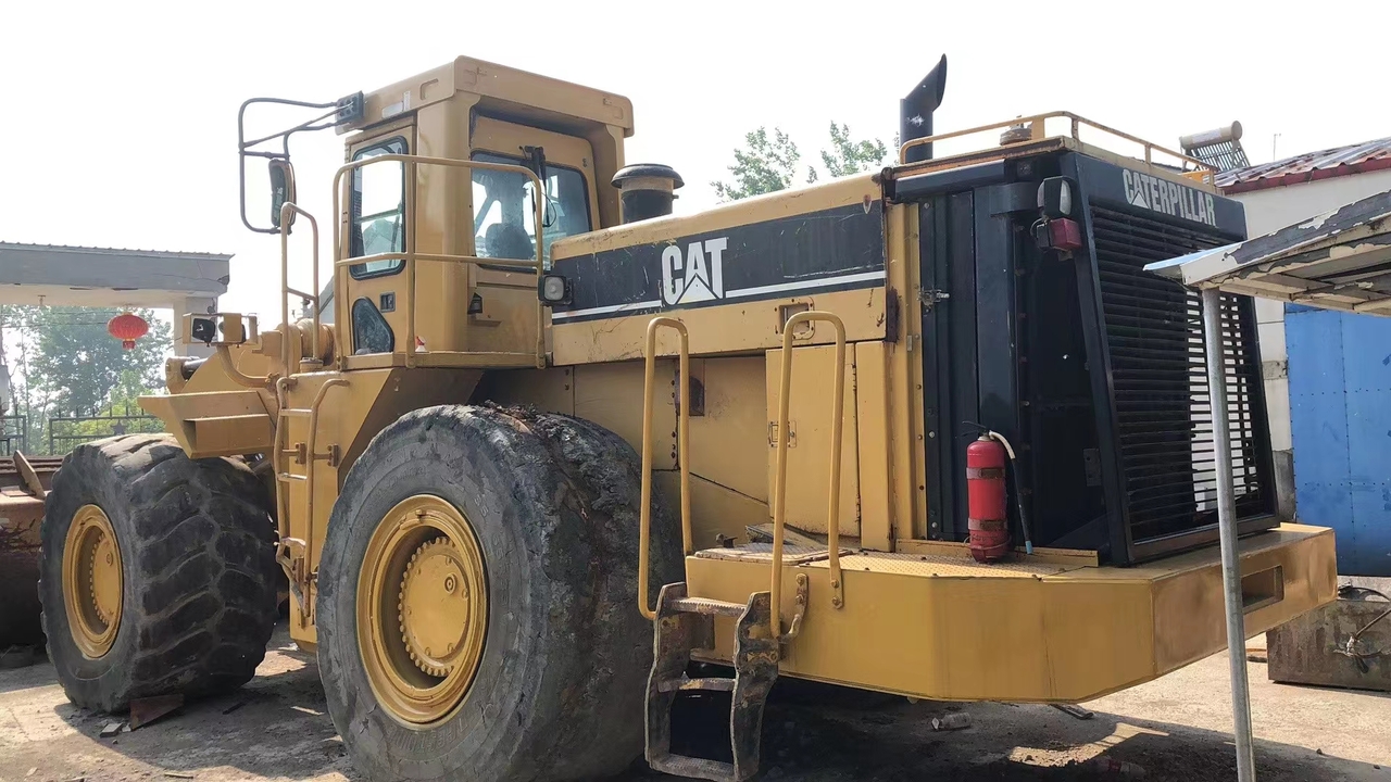CATERPILLAR 988B - Tekerlekli yükleyici: fotoğraf 4 CATERPILLAR 988B - Tekerlekli yükleyici: fotoğraf 4