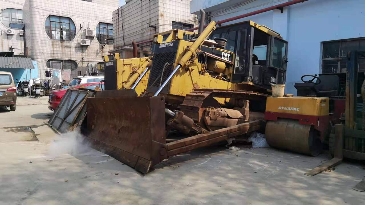 CATERPILLAR D6G - Buldozer: fotoğraf 2 CATERPILLAR D6G - Buldozer: fotoğraf 2