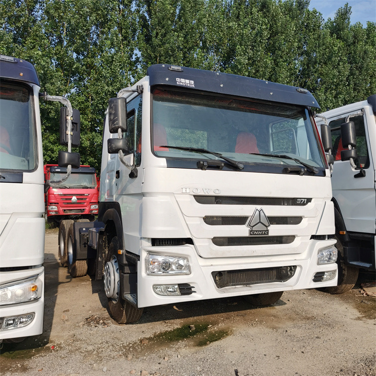 Çekici HOWO 6x4 371hp tractor: fotoğraf 6