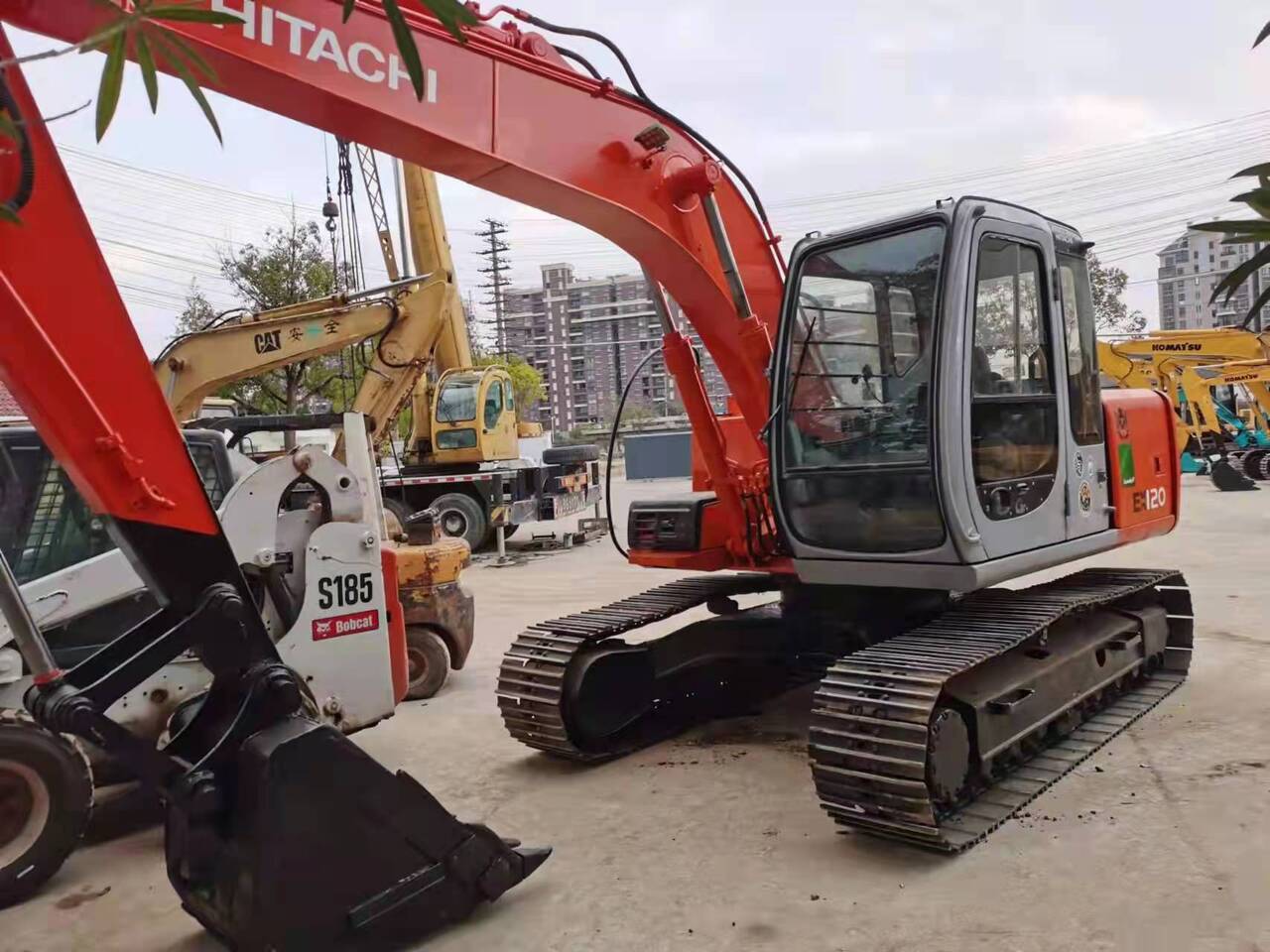 HITACHI EX120-5 - Paletli ekskavatör: fotoğraf 3 HITACHI EX120-5 - Paletli ekskavatör: fotoğraf 3