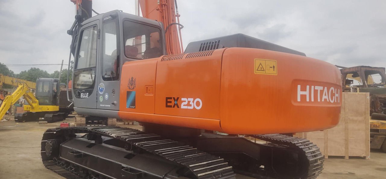 HITACHI EX230-5 - Paletli ekskavatör: fotoğraf 1 HITACHI EX230-5 - Paletli ekskavatör: fotoğraf 1