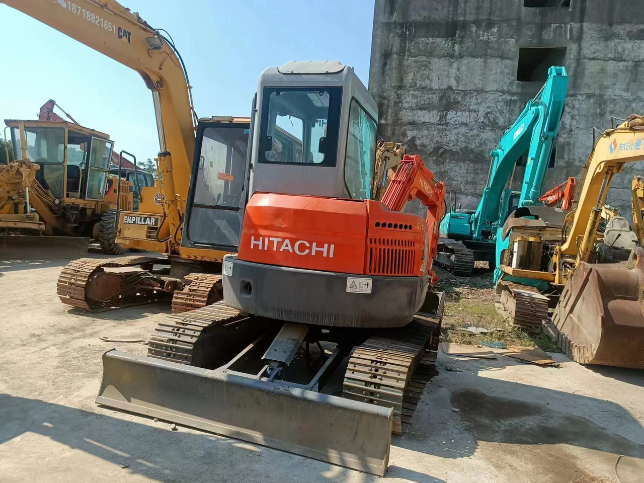 HITACHI ZX40U - Paletli ekskavatör: fotoğraf 4 HITACHI ZX40U - Paletli ekskavatör: fotoğraf 4