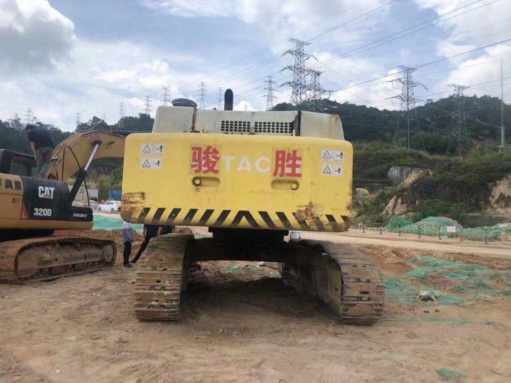 HITACHI ZX490 - Paletli ekskavatör: fotoğraf 2 HITACHI ZX490 - Paletli ekskavatör: fotoğraf 2