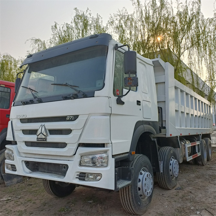 Damperli kamyon HOWO 8x4 371-White Tipper: fotoğraf 6 Damperli kamyon HOWO 8x4 371-White Tipper: fotoğraf 6