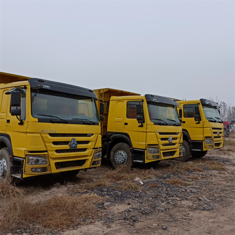HOWO HOWO 6x4-375 truck tippers - Damperli kamyon: fotoğraf 2 HOWO HOWO 6x4-375 truck tippers - Damperli kamyon: fotoğraf 2