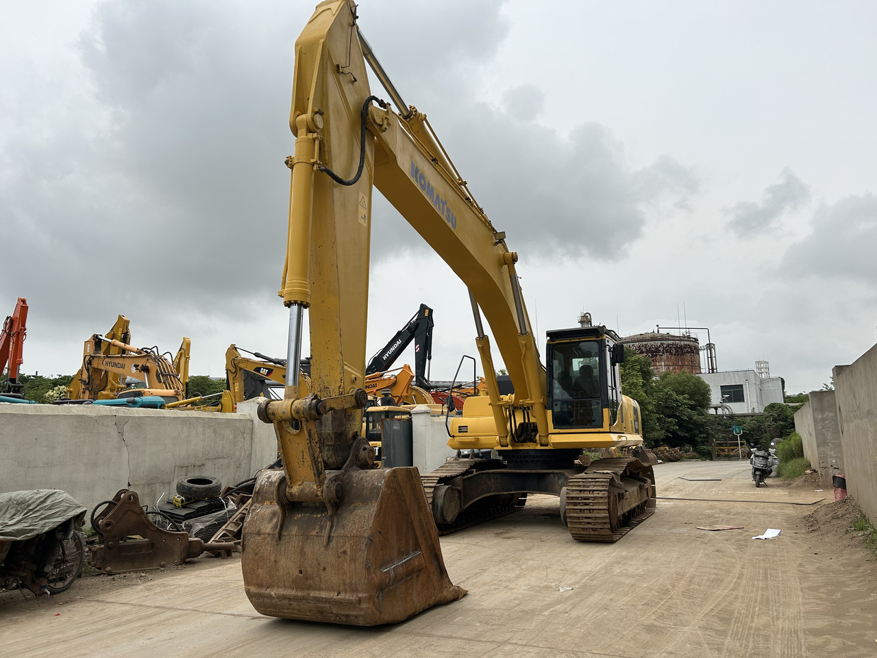 KOMATSU PC400-8 - Paletli ekskavatör: fotoğraf 3 KOMATSU PC400-8 - Paletli ekskavatör: fotoğraf 3