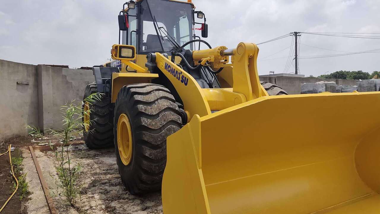 KOMATSU WA470-3 - Tekerlekli yükleyici: fotoğraf 3 KOMATSU WA470-3 - Tekerlekli yükleyici: fotoğraf 3