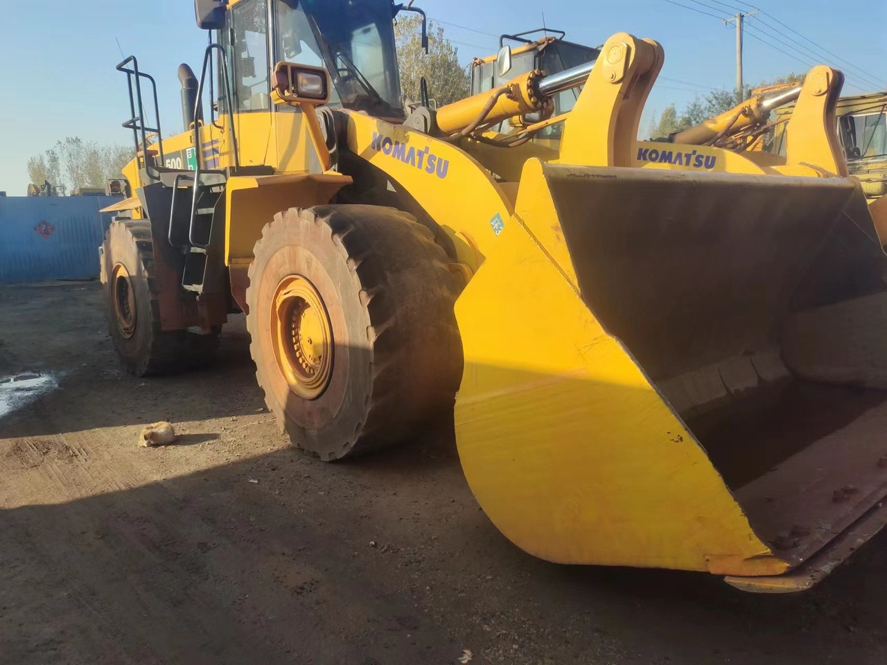 KOMATSU WA500-6 - Tekerlekli yükleyici: fotoğraf 5 KOMATSU WA500-6 - Tekerlekli yükleyici: fotoğraf 5