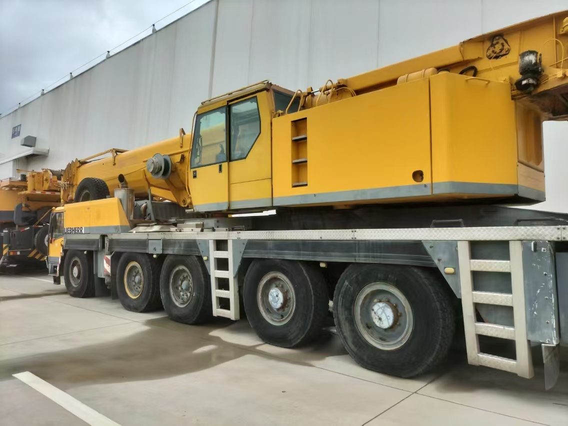 LIEBHERR - Mobil vinç: fotoğraf 5 LIEBHERR - Mobil vinç: fotoğraf 5