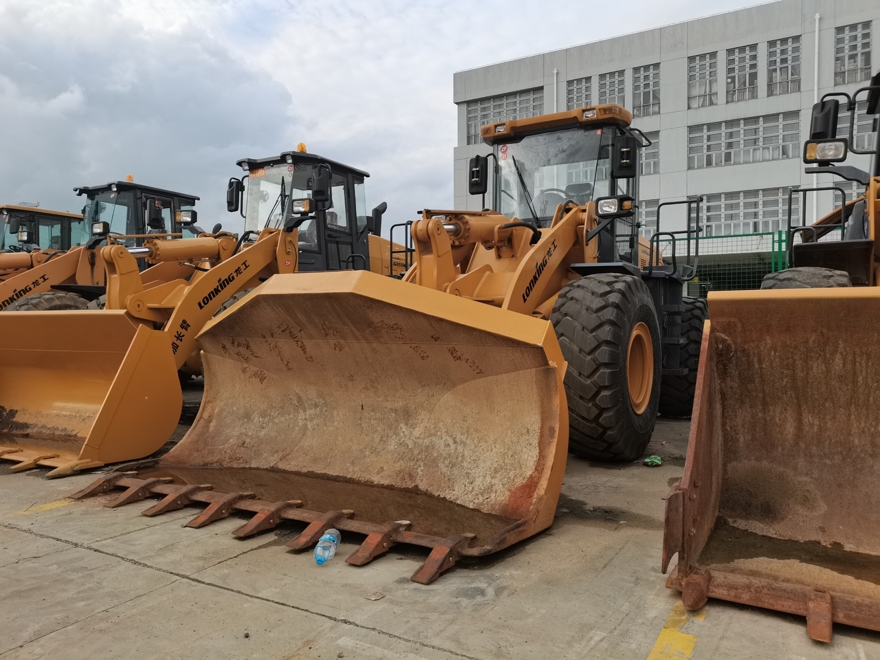 LONKING LG855D - Tekerlekli yükleyici: fotoğraf 1 LONKING LG855D - Tekerlekli yükleyici: fotoğraf 1