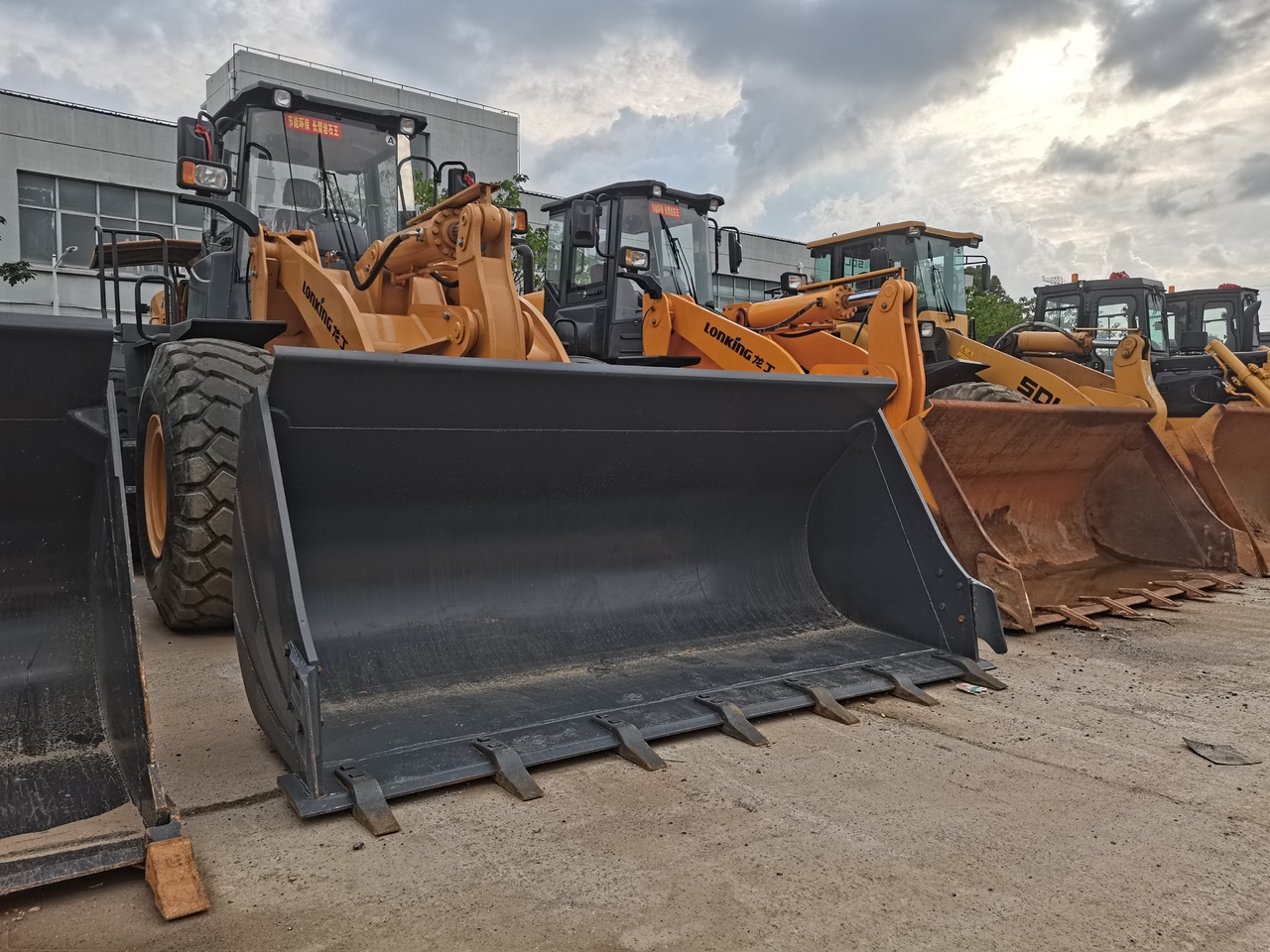 LONKING LG855N -wheel loader - Tekerlekli yükleyici: fotoğraf 2 LONKING LG855N -wheel loader - Tekerlekli yükleyici: fotoğraf 2