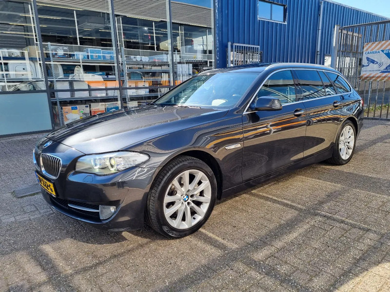 BMW 5 Serie 520D Touring/ Pano/ Leer/ Navi/ Vol - Binek araba: fotoğraf 4 BMW 5 Serie 520D Touring/ Pano/ Leer/ Navi/ Vol - Binek araba: fotoğraf 4