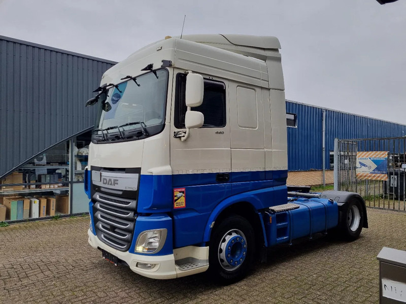 DAF XF 106.440 EURO 6/ Intarder/ Webasto/ ADR / Klima - Çekici: fotoğraf 4 DAF XF 106.440 EURO 6/ Intarder/ Webasto/ ADR / Klima - Çekici: fotoğraf 4