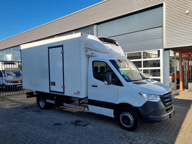 Mercedes-Benz Sprinter 516 CDI Kuhlkoffer/ Carrier/ 8 PALLETS/ EURO 6D - Frigorifik kamyonet: fotoğraf 1 Mercedes-Benz Sprinter 516 CDI Kuhlkoffer/ Carrier/ 8 PALLETS/ EURO 6D - Frigorifik kamyonet: fotoğraf 1