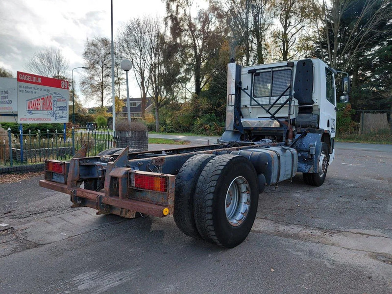 DAF 75.240 Manual Steel Suspension - Şasi kamyon: fotoğraf 4 DAF 75.240 Manual Steel Suspension - Şasi kamyon: fotoğraf 4