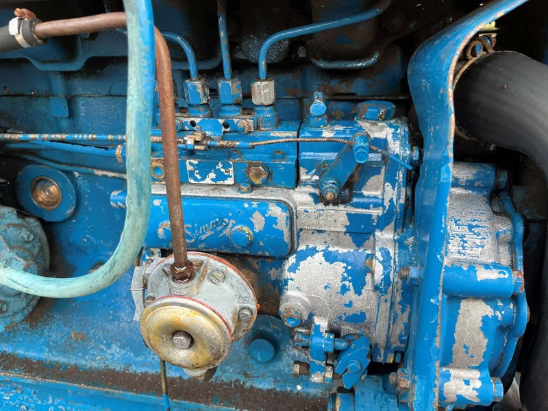 Ford 5000 5000 2WD Agricultural Tractor - Traktör: fotoğraf 4 Ford 5000 5000 2WD Agricultural Tractor - Traktör: fotoğraf 4