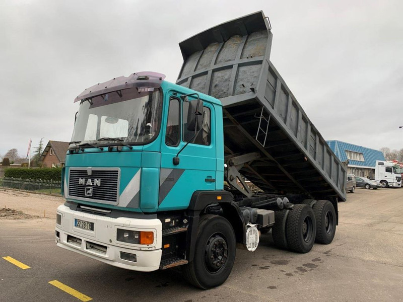 MAN 33.372 6X4 KIPPER MANUAL ZF GEARBOX - Damperli kamyon: fotoğraf 1 MAN 33.372 6X4 KIPPER MANUAL ZF GEARBOX - Damperli kamyon: fotoğraf 1
