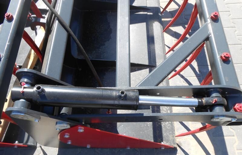 Metal-Technik Łycho-krokodyl 1,6 m* - Kova, Silaj ekipmanları - Tarım araçları: fotoğraf 4 Metal-Technik Łycho-krokodyl 1,6 m* - Kova, Silaj ekipmanları - Tarım araçları: fotoğraf 4