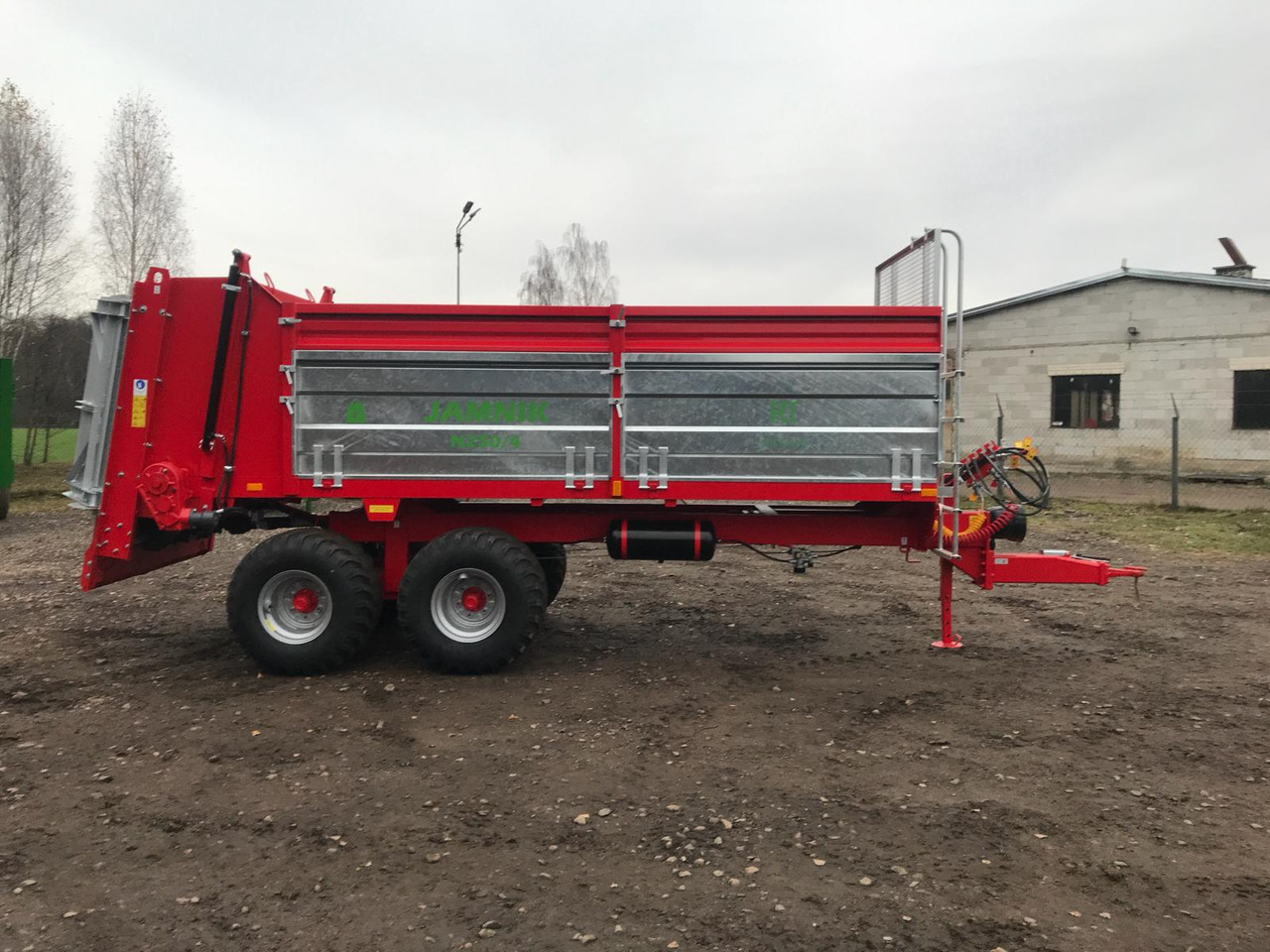 ROLTRANS N 250/4 Jamnik 8t - Gübresi serpme makinesi: fotoğraf 2 ROLTRANS N 250/4 Jamnik 8t - Gübresi serpme makinesi: fotoğraf 2