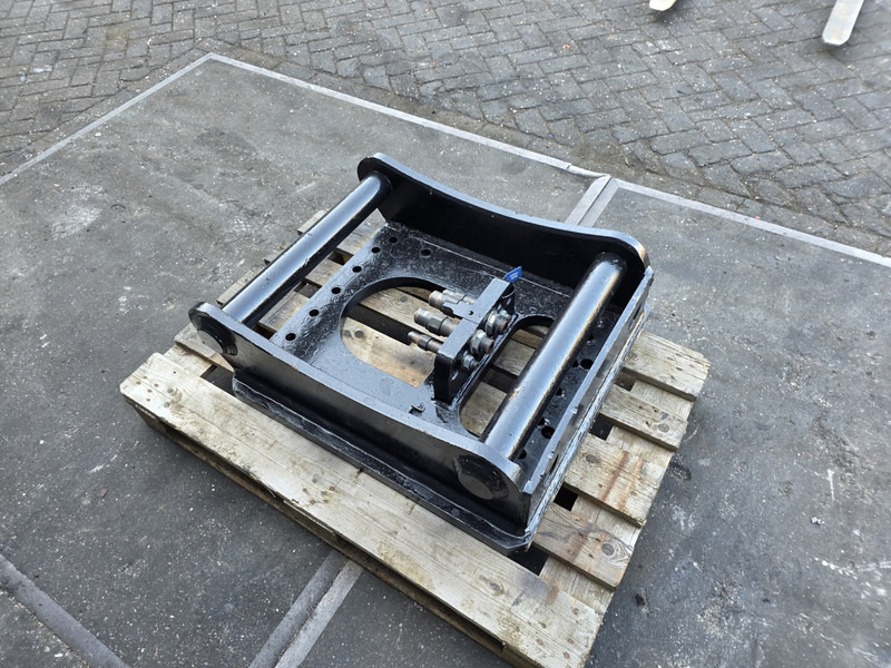 Fuchs fqc sennebogen adaptor plate FQC liebherr sennebogen fqc plate shear - Çabuk bağlantı - İş makinaları: fotoğraf 4 Fuchs fqc sennebogen adaptor plate FQC liebherr sennebogen fqc plate shear - Çabuk bağlantı - İş makinaları: fotoğraf 4