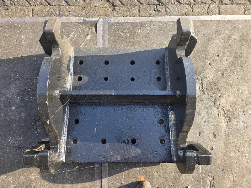 Kopplaat cw 45 adaptor plate verachtert cw 45 breedt - Çabuk bağlantı - İş makinaları: fotoğraf 5 Kopplaat cw 45 adaptor plate verachtert cw 45 breedt - Çabuk bağlantı - İş makinaları: fotoğraf 5